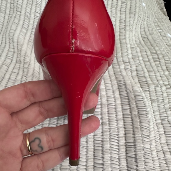SM New York red heels - Picture 5 of 6